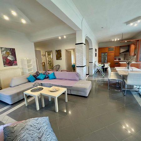 Relax Home Vacation Néa Péramos Екстериор снимка