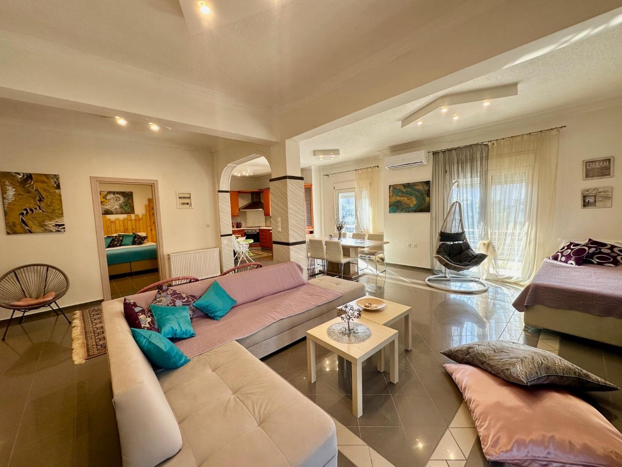 Relax Home Vacation Néa Péramos Екстериор снимка